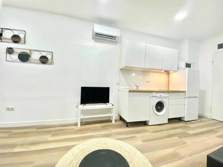 Madrid Rio Amparo Usera Экстерьер фото